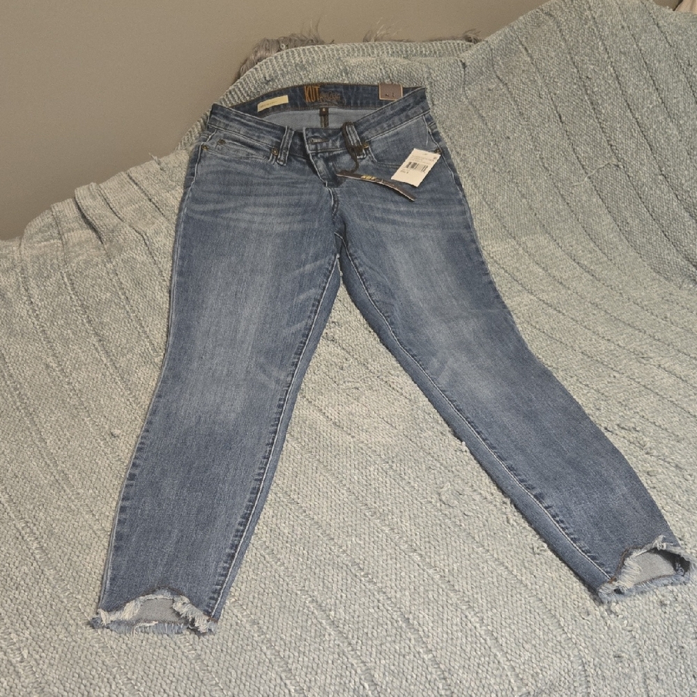 Kut from the Kloth Blue Cropped Jeans